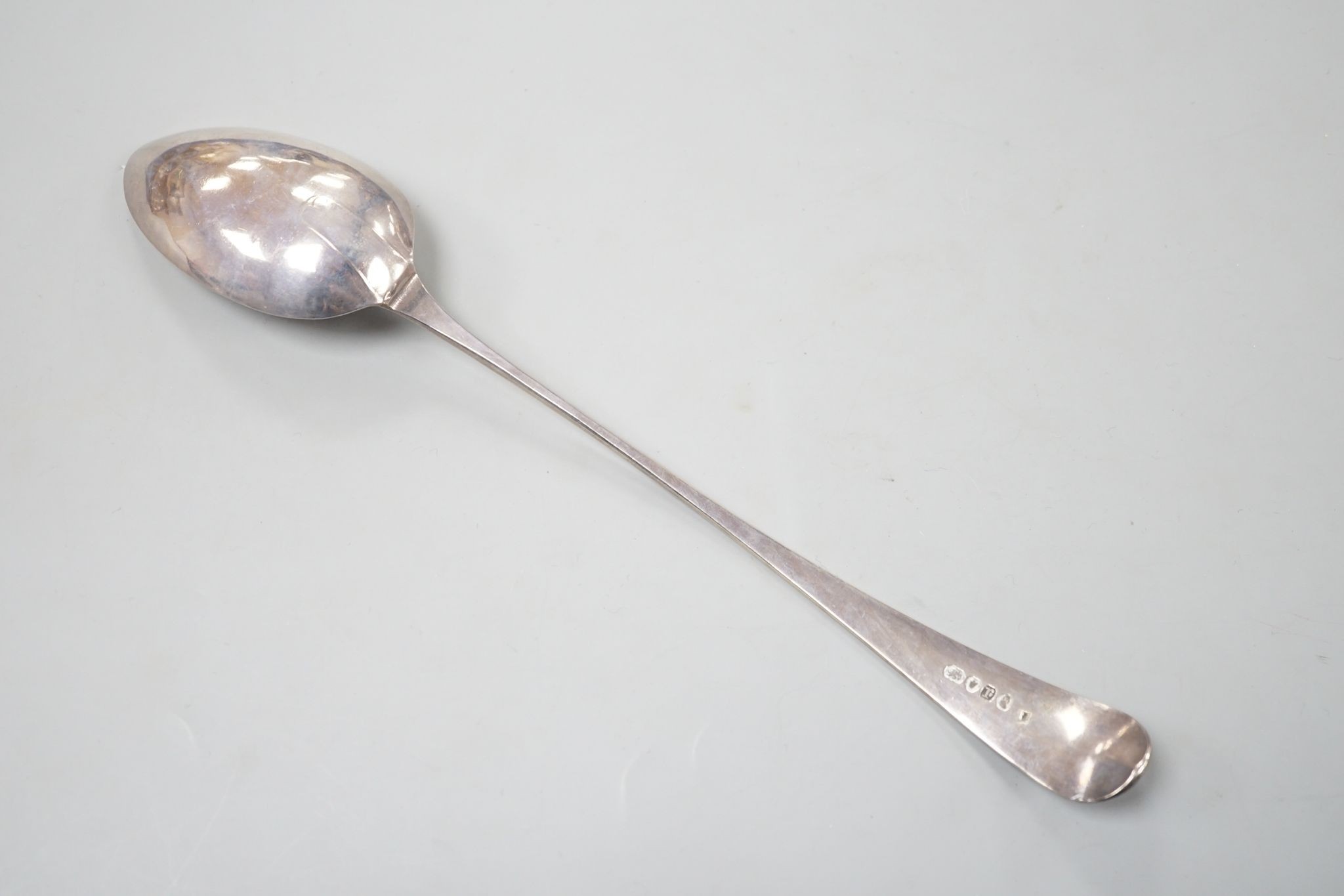 A George III silver Old English patten basting spoon, London, 1792, 28.3cm, 83 grams.